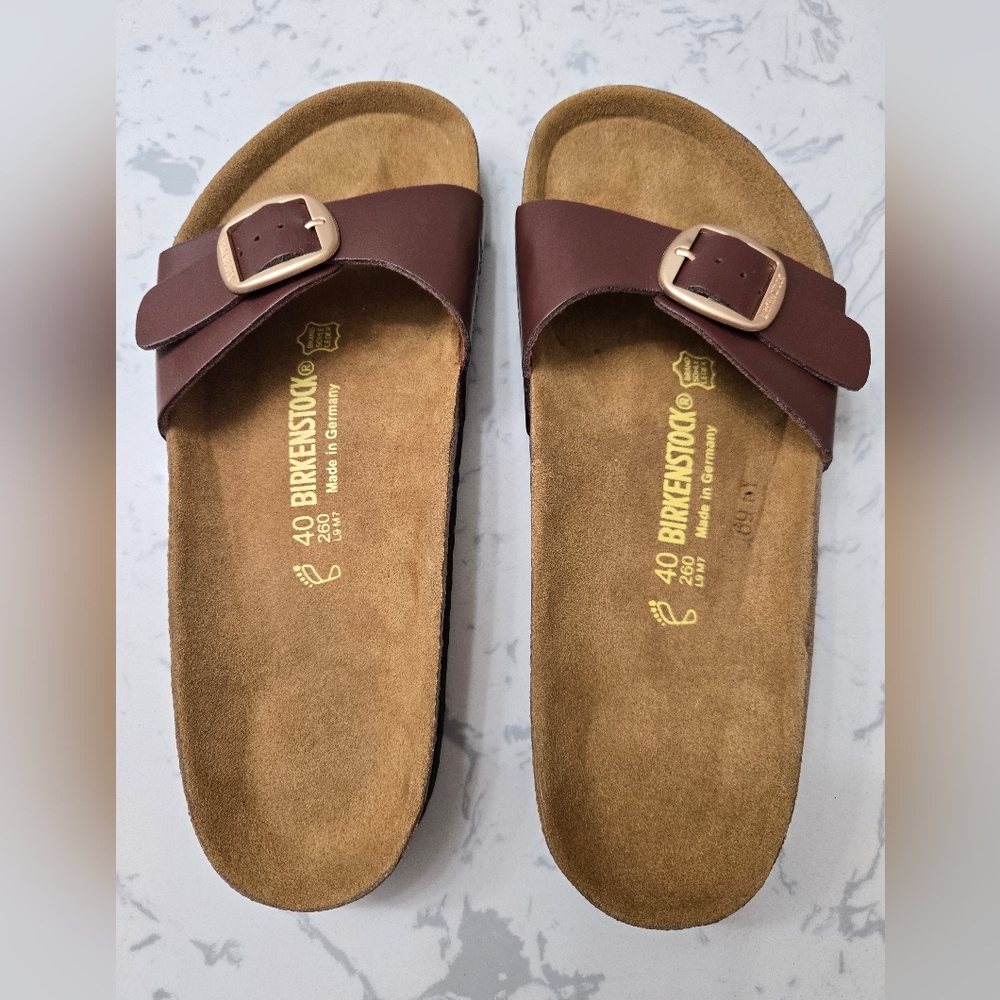 BIRKENSTOCK Slide Sandals with Gold Buckle - Picture 2 of 7